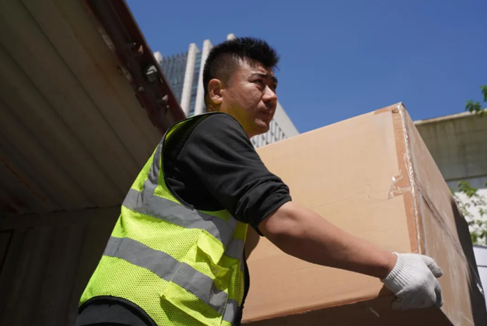 不负重托!555000jc赌船物流圆满承运上海市普陀区应急帮扶物资驰援鲁甸